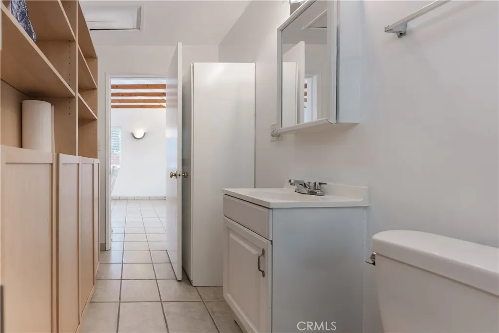 1309 Cabrillo, Venice, California 90291 home-pic-13