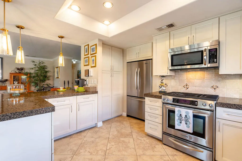 39196SweetwaterDr-17