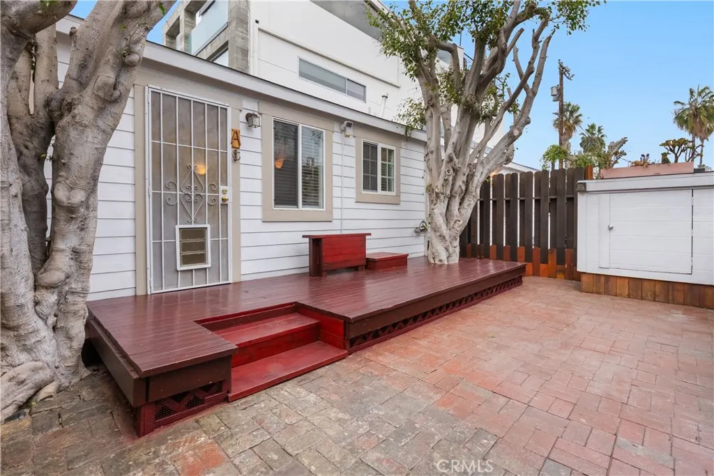 1309 Cabrillo, Venice, California 90291 home-pic-3