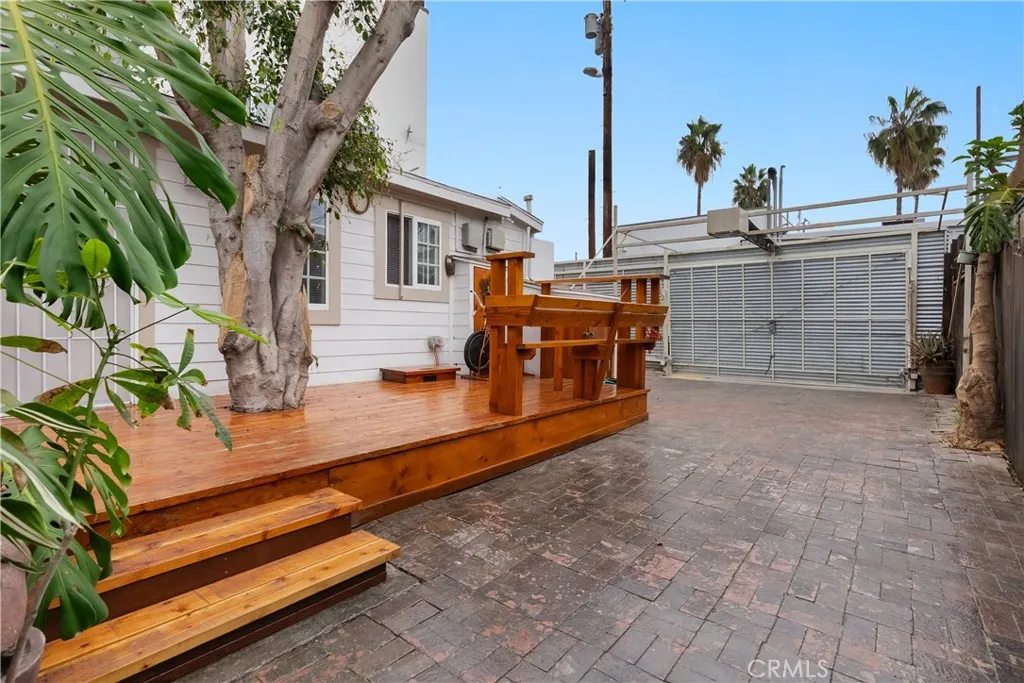 1309 Cabrillo, Venice, California 90291 home-pic-34