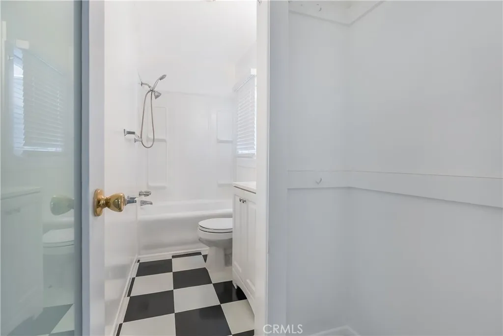 1309 Cabrillo, Venice, California 90291 home-pic-24