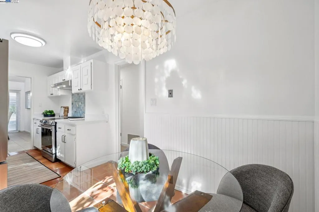 3201 Fiji Lane, Alameda, California 94502 home-pic-17