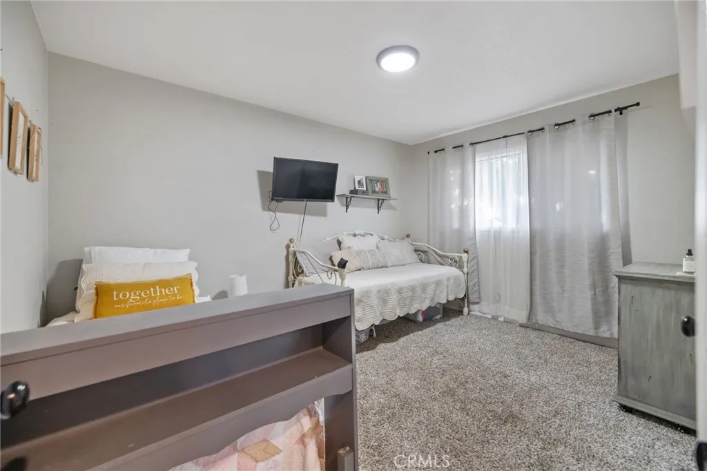 1015 Geary, Sanger, California 93657 home-pic-22