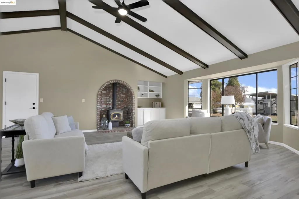 23701 Marsh Creek Rd, Brentwood, California 94513 home-pic-4