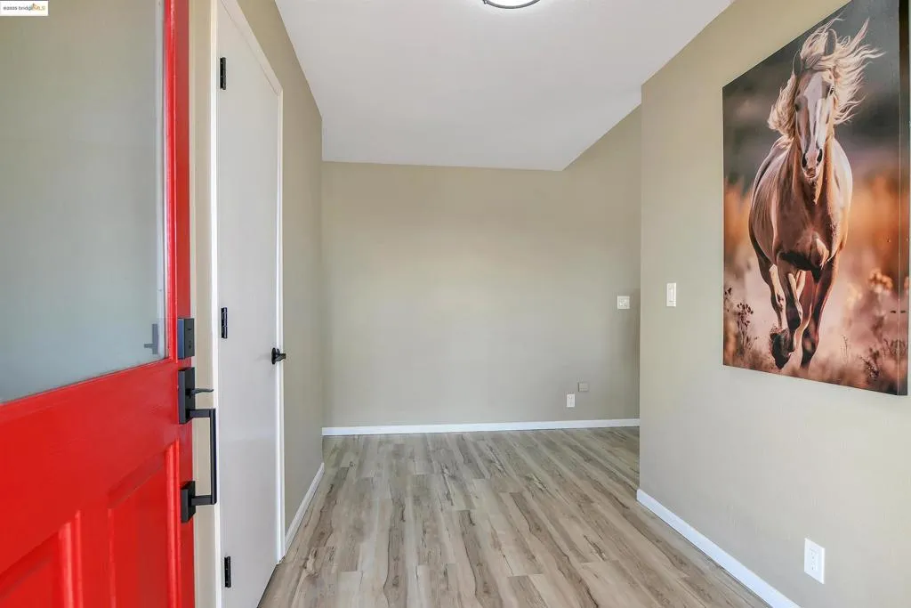 23701 Marsh Creek Rd, Brentwood, California 94513 home-pic-3