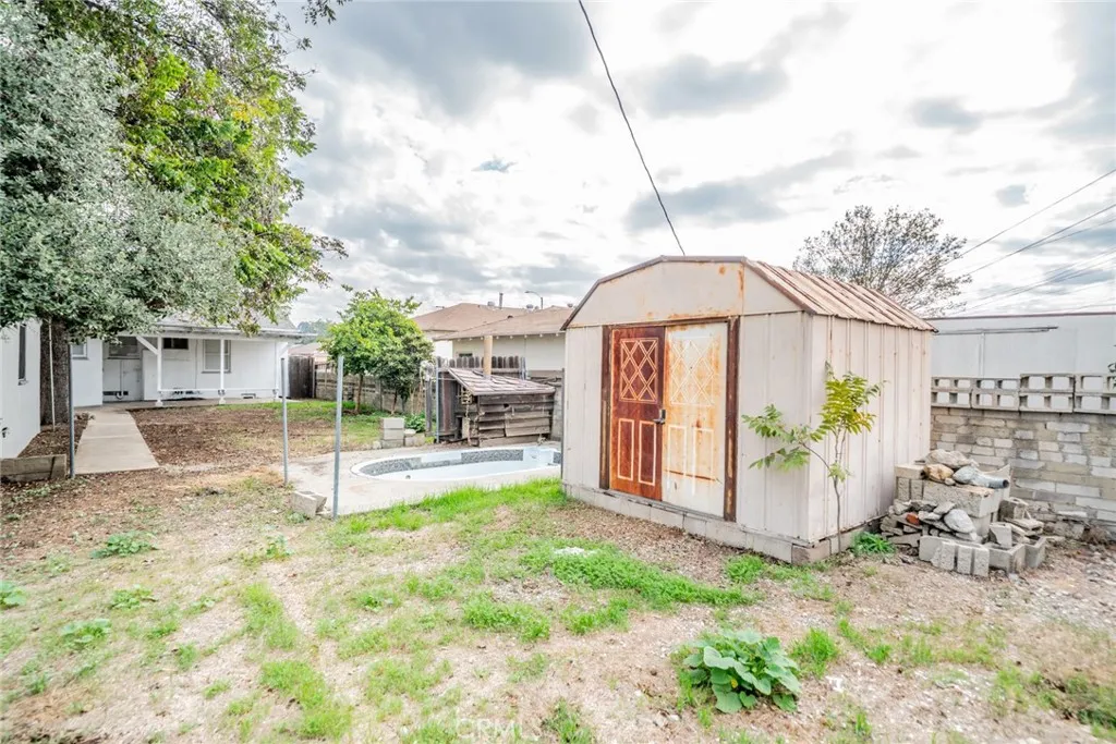 1163 N White Avenue, Pomona, California 91768 home-pic-23