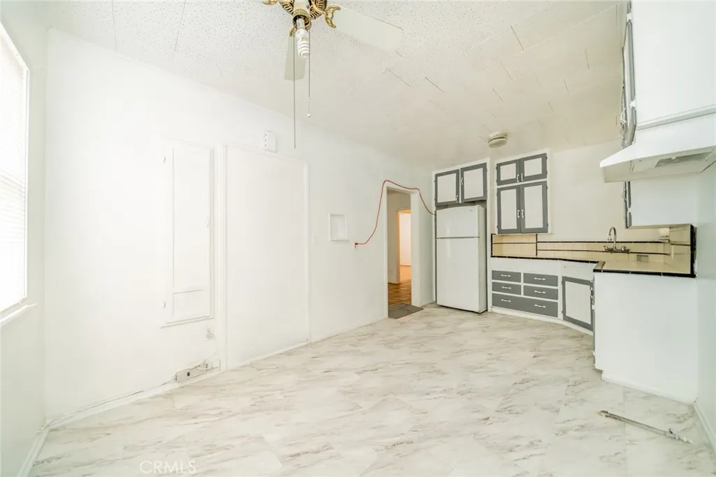 1163 N White Avenue, Pomona, California 91768 home-pic-8