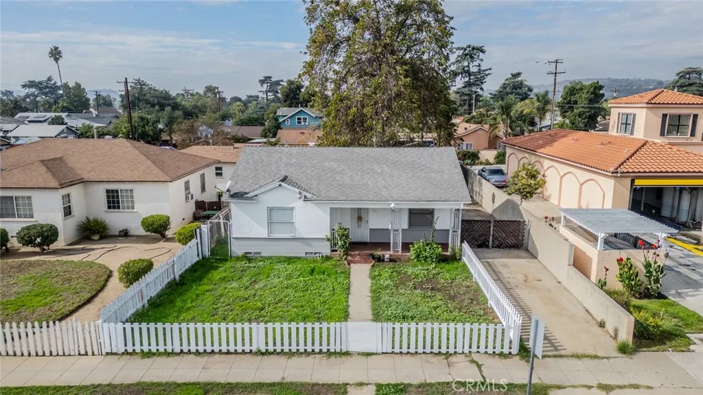 1163 N White Avenue, Pomona, California 91768 home-pic-32
