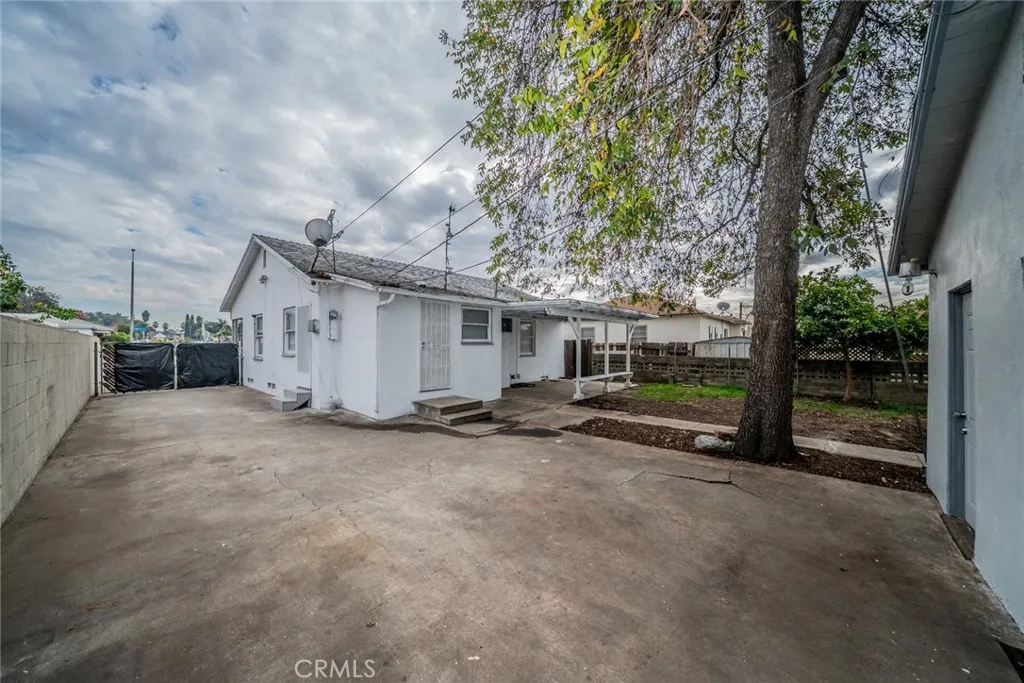 1163 N White Avenue, Pomona, California 91768 home-pic-30