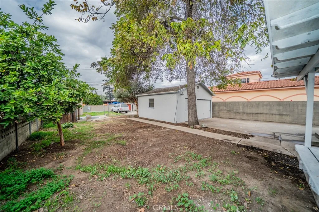 1163 N White Avenue, Pomona, California 91768 home-pic-26