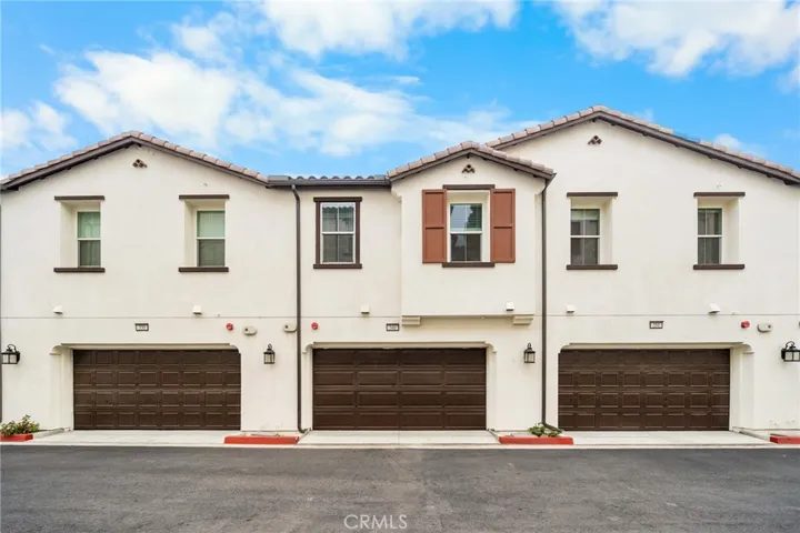 2 Car Garage Entrance