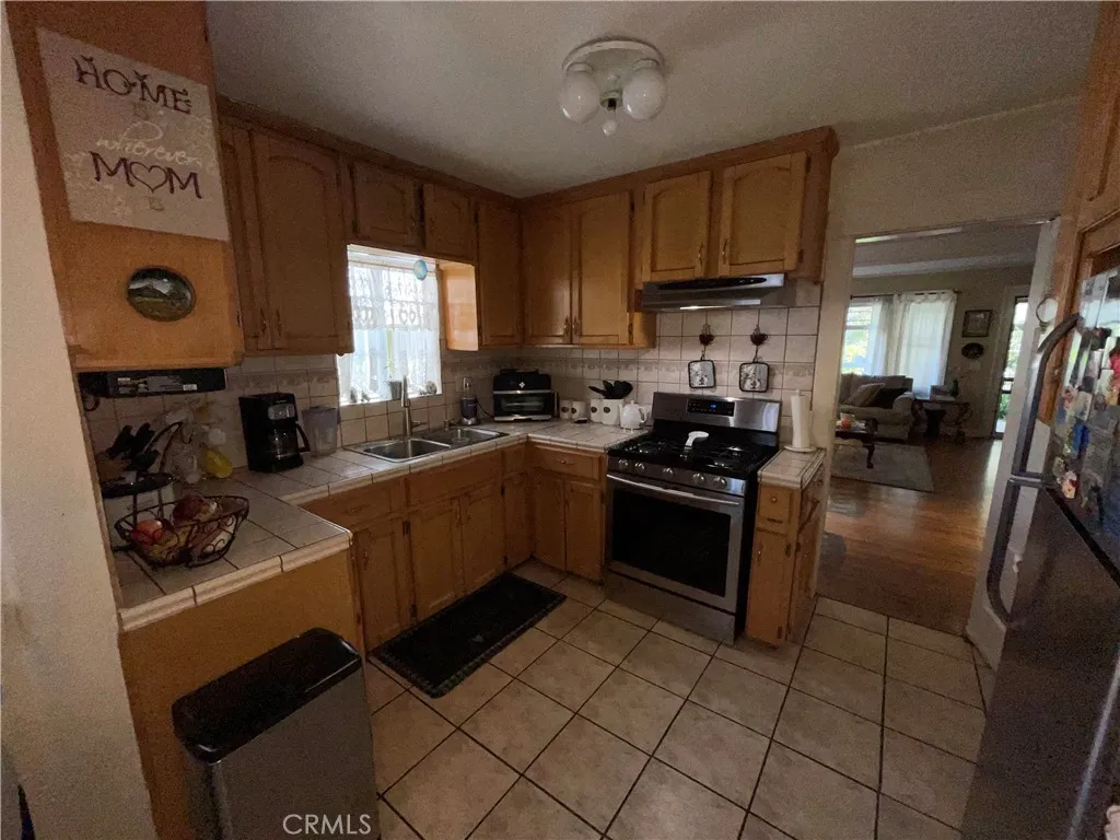 5221 Satsuma, North Hollywood, California 91601 home-pic-13