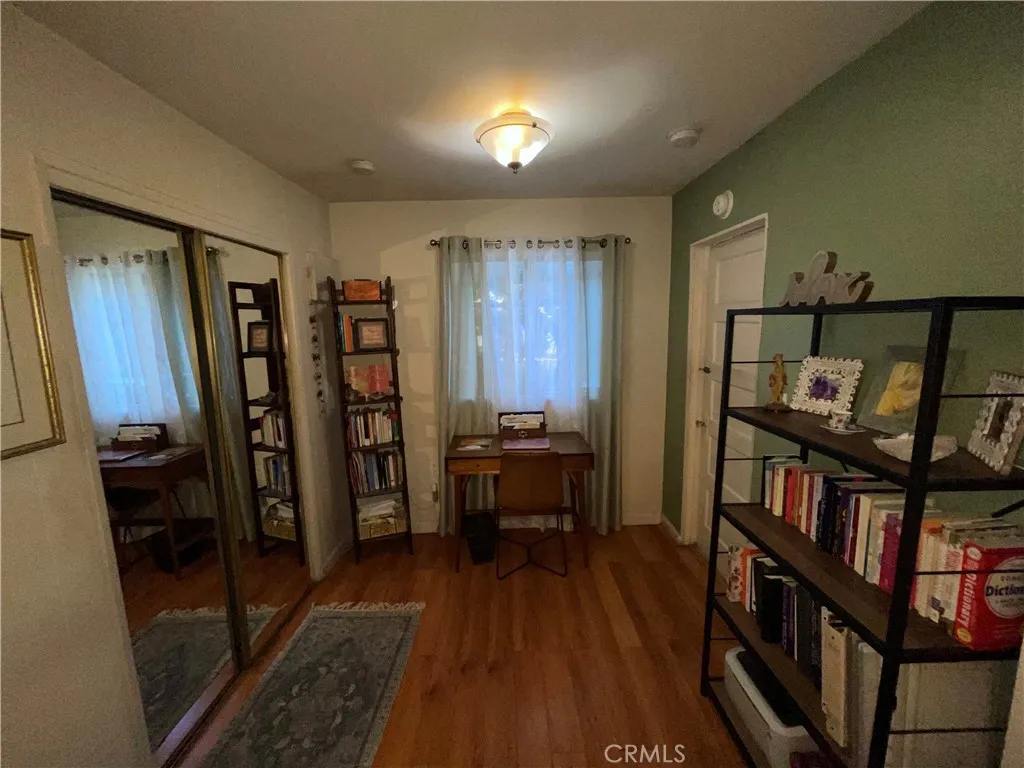 5221 Satsuma, North Hollywood, California 91601 home-pic-11