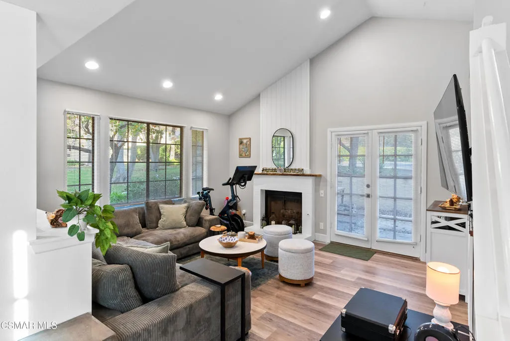 1218 Monte Sereno Drive, Thousand Oaks, California 91360 home-pic-6