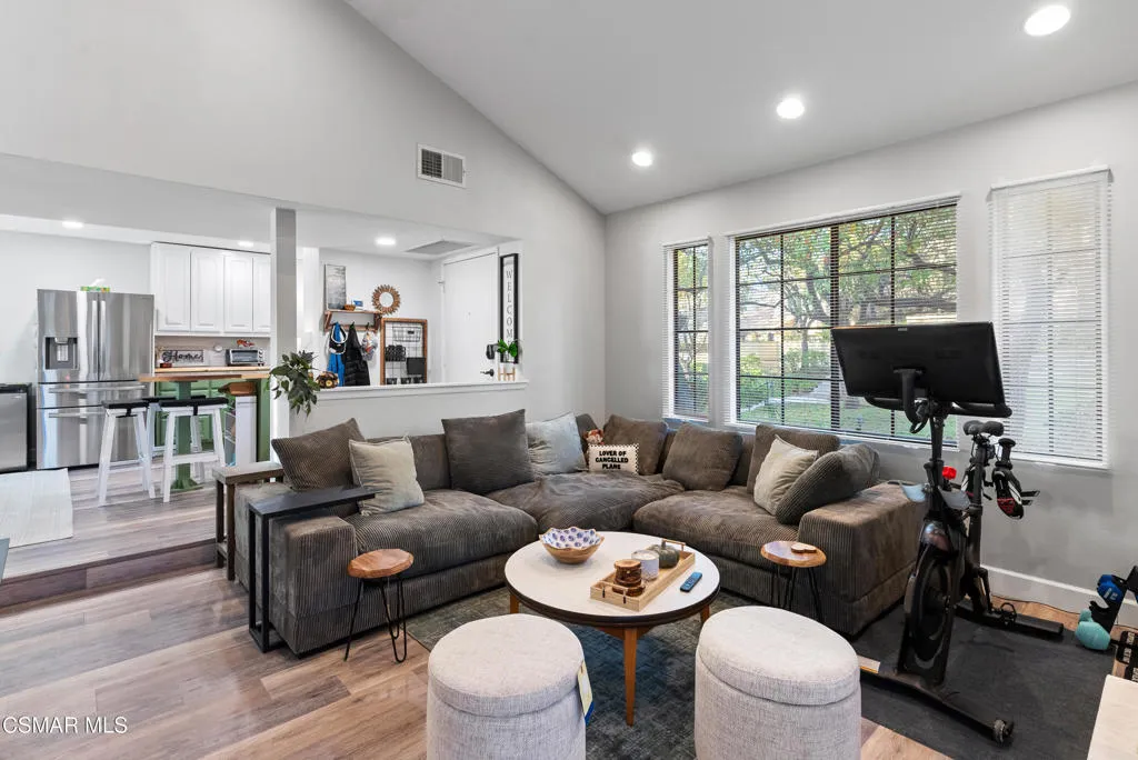 1218 Monte Sereno Drive, Thousand Oaks, California 91360 home-pic-7