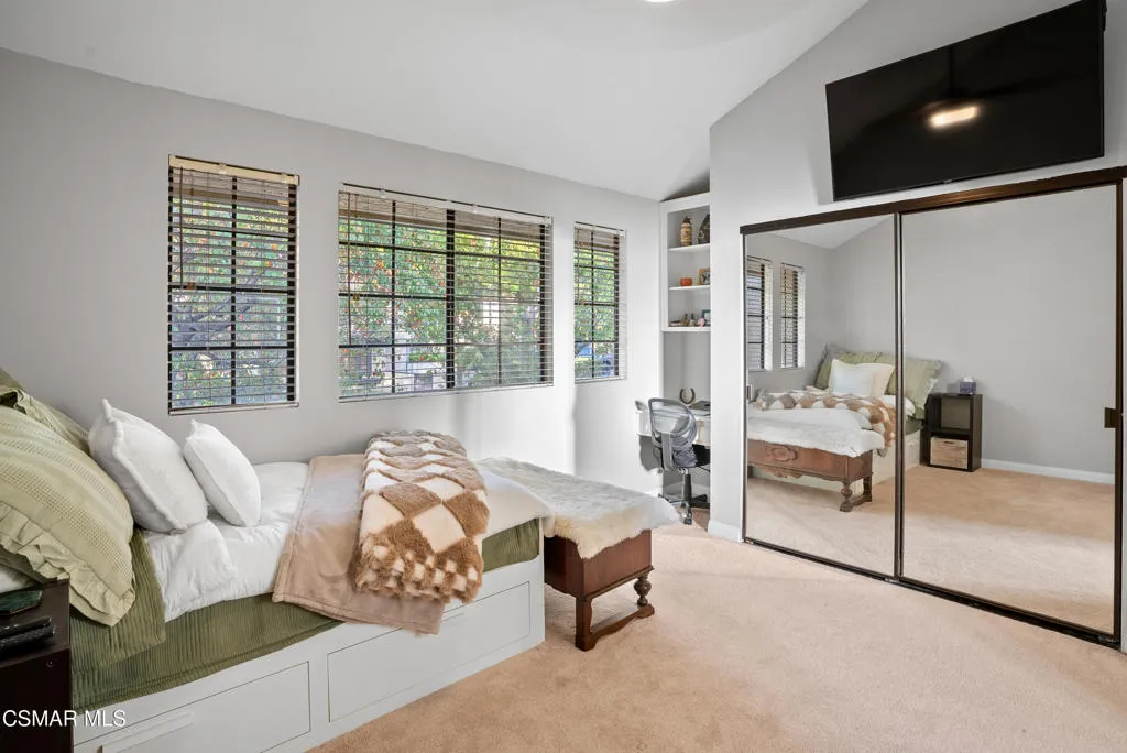 1218 Monte Sereno Drive, Thousand Oaks, California 91360 home-pic-16
