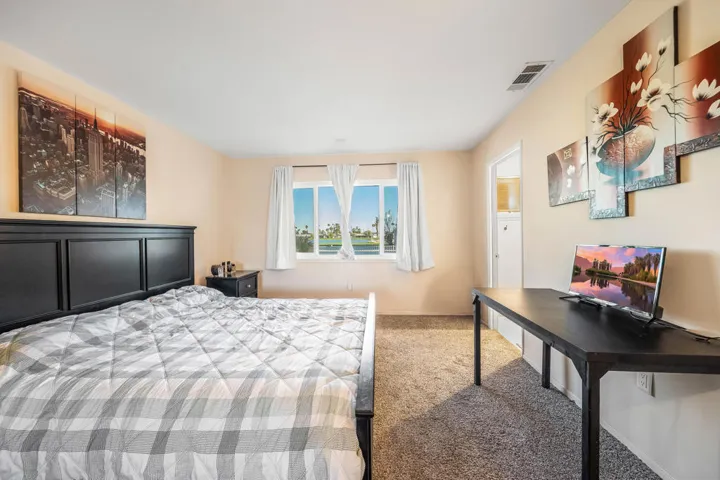 77625 Califorrnia Dr 5MB (3 of 64)