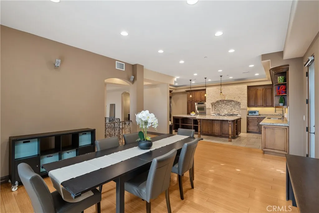4630 Esparto Road N, Woodland Hills, California 91364 home-pic-7