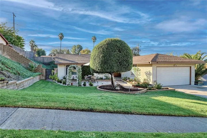 18740 Nadal Street, Canyon Country, California 91351
