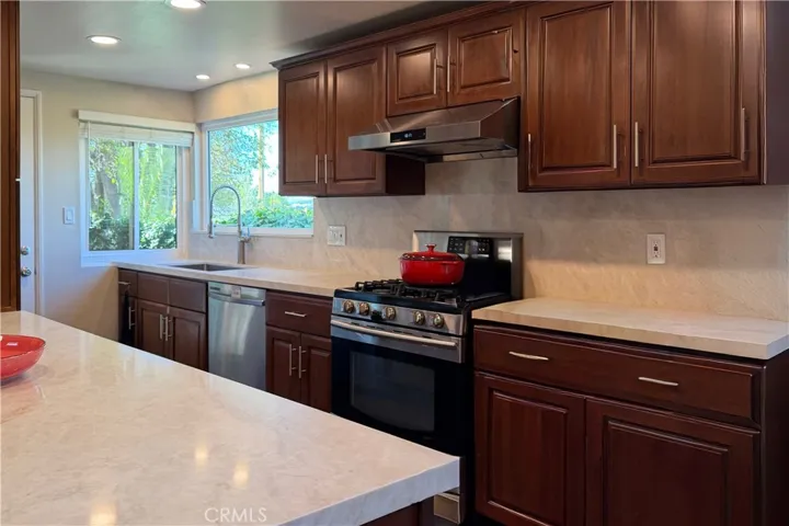 Brand new Quatz countertops