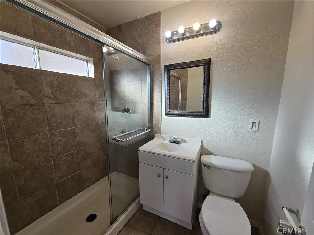 984 Thermal, San Diego, California 92154 home-pic-10