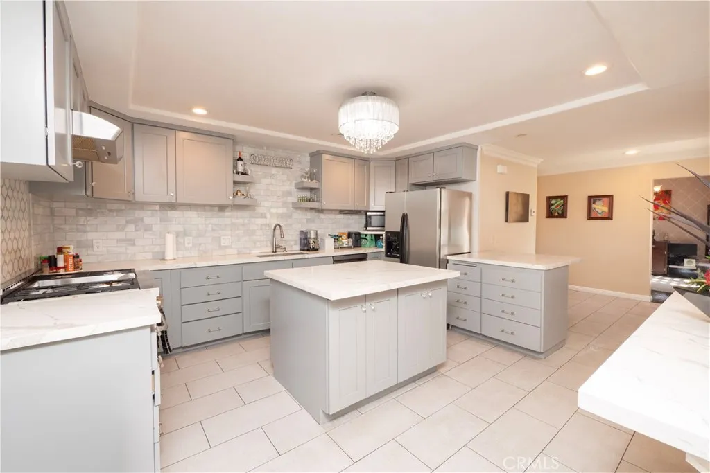 1226 Stratford Lane, San Dimas, California 91773 home-pic-16