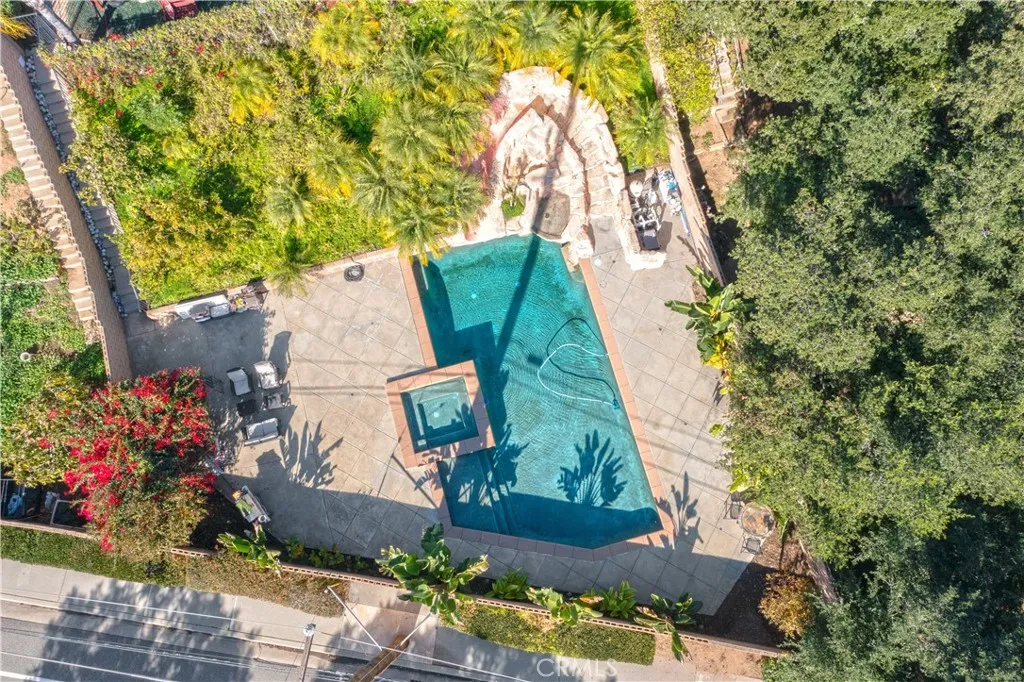 1226 Stratford Lane, San Dimas, California 91773 home-pic-4