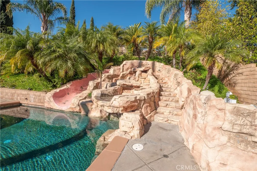 1226 Stratford Lane, San Dimas, California 91773 home-pic-54