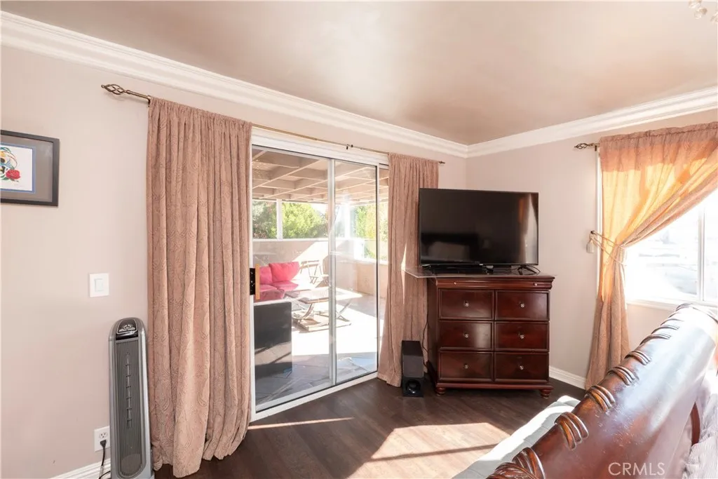 1226 Stratford Lane, San Dimas, California 91773 home-pic-34