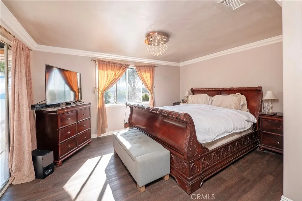1226 Stratford Lane, San Dimas, California 91773 home-pic-33
