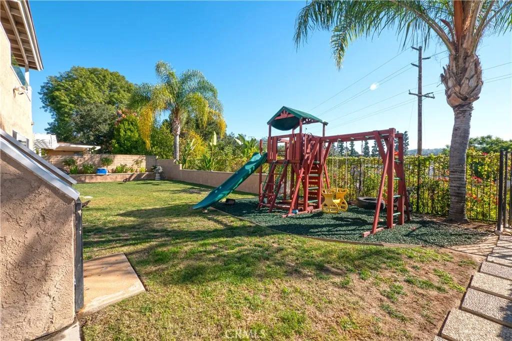 1226 Stratford Lane, San Dimas, California 91773 home-pic-46