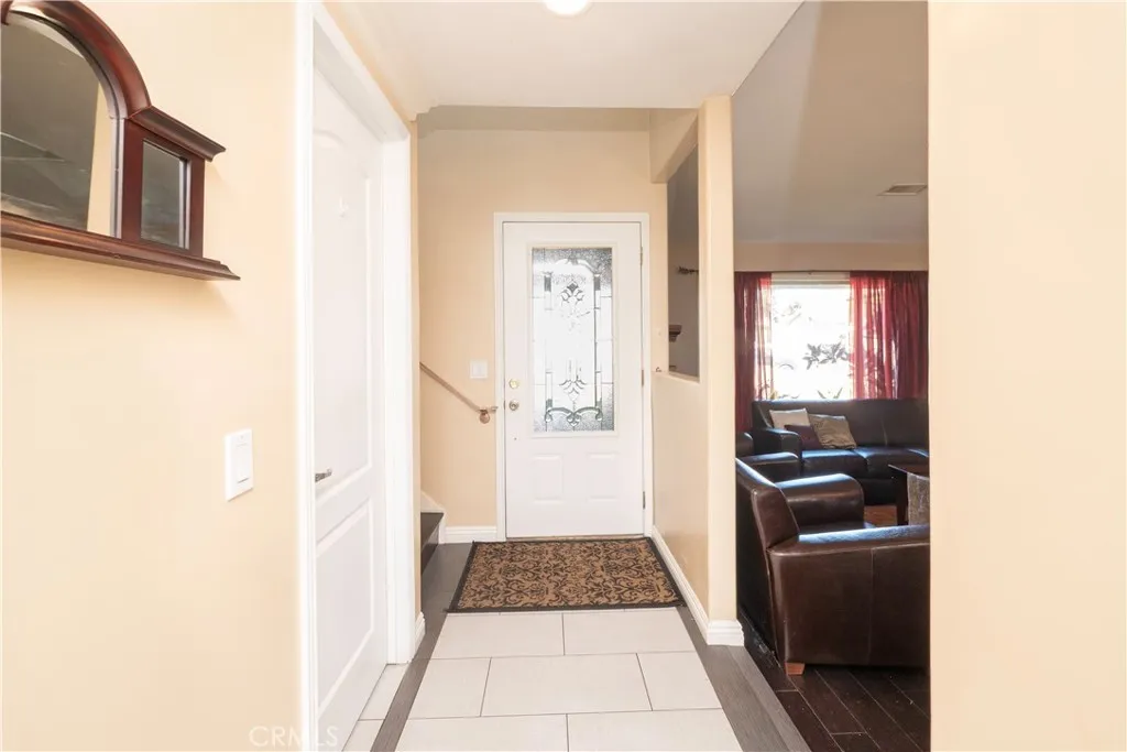 1226 Stratford Lane, San Dimas, California 91773 home-pic-9