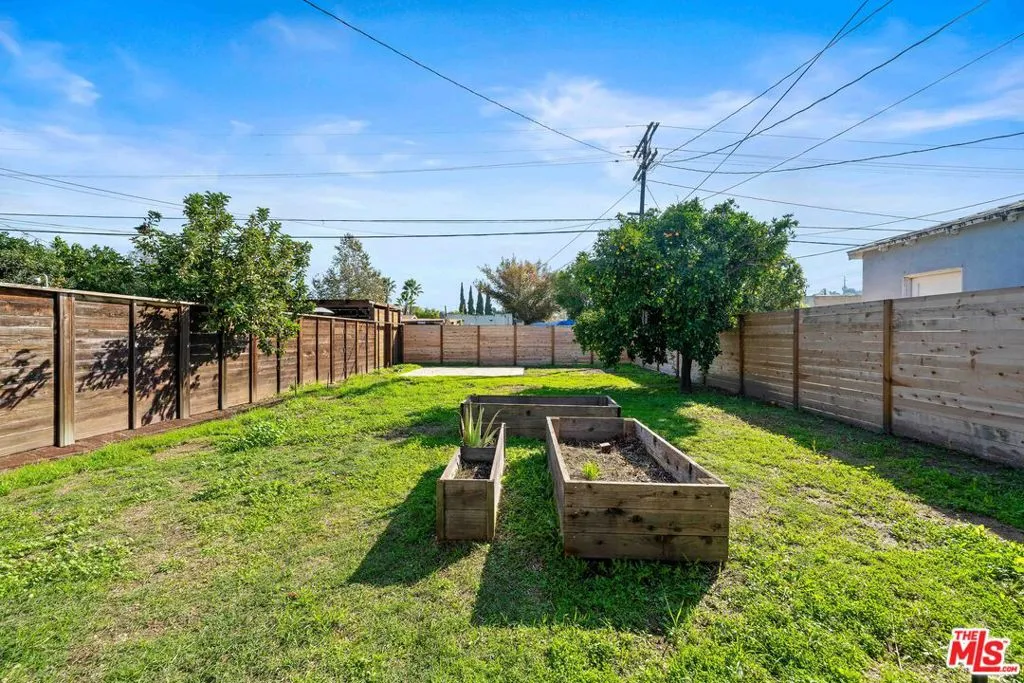 3000 Finch Street, Los Angeles, California 90039 home-pic-35