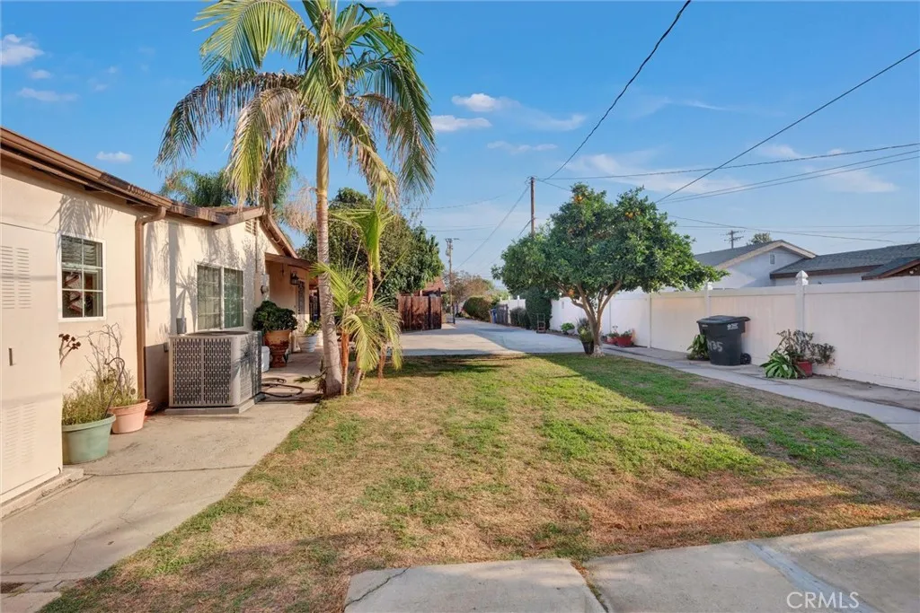 2435 Burkett, El Monte, California 91732 home-pic-42