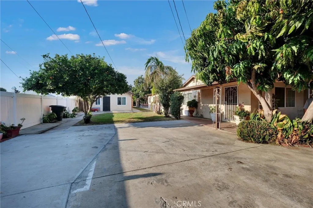 2435 Burkett, El Monte, California 91732 home-pic-46