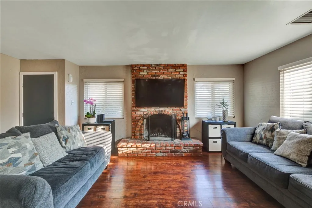 2435 Burkett, El Monte, California 91732 home-pic-19