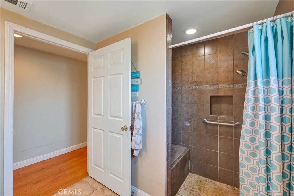 2435 Burkett, El Monte, California 91732 home-pic-25