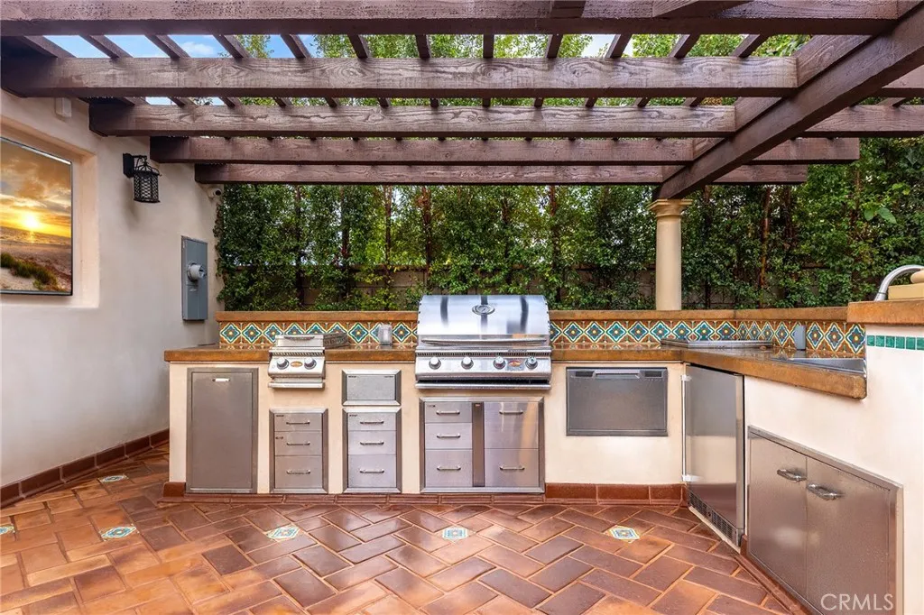 2460 Cumberland, San Marino, California 91108 home-pic-57