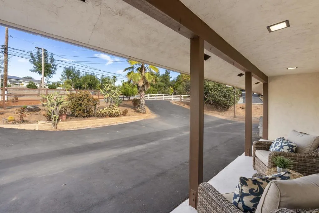 1429 Midway Dr., Alpine, California 91901 home-pic-10
