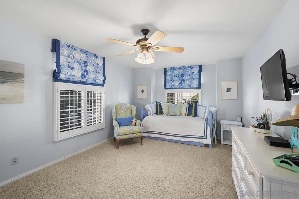 3828 Riviera Dr 2b, San Diego, California 92109 home-pic-42