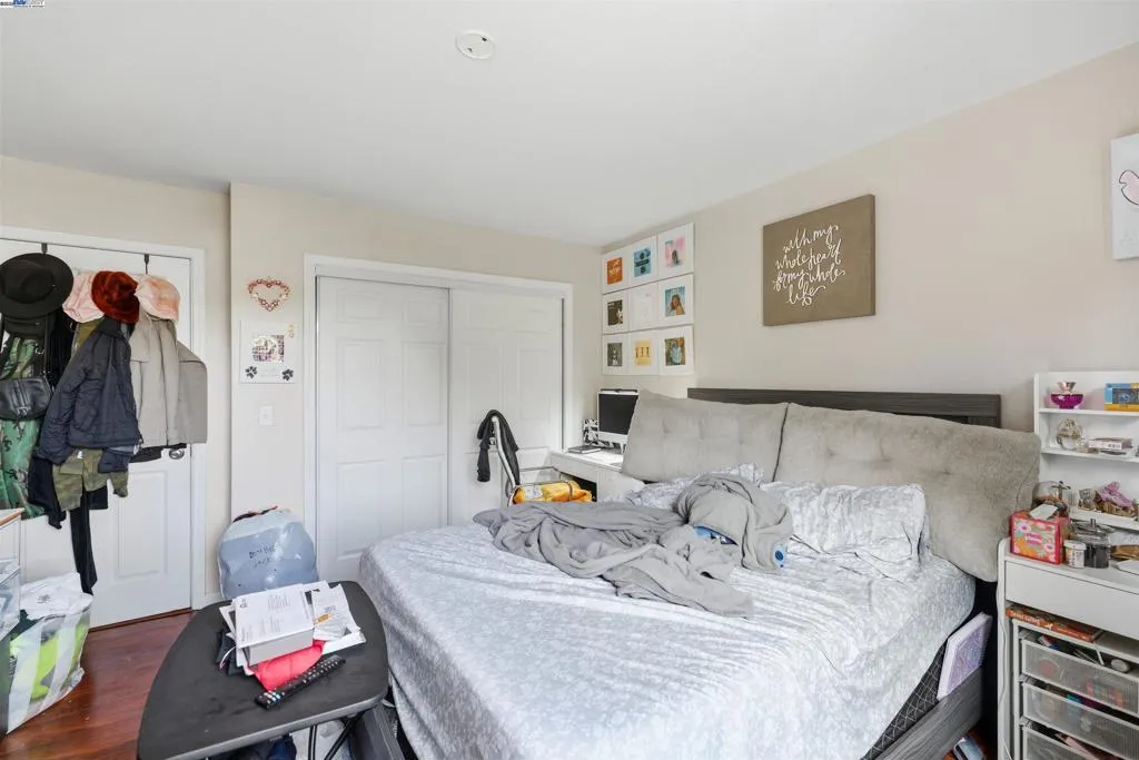 1040 Delacy, Martinez, California 94553 home-pic-43