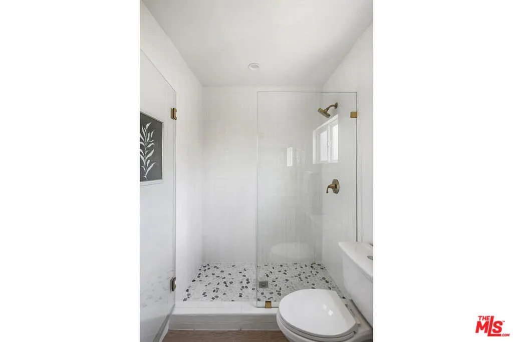 4918 10th Avenue, Los Angeles, California 90043 home-pic-21