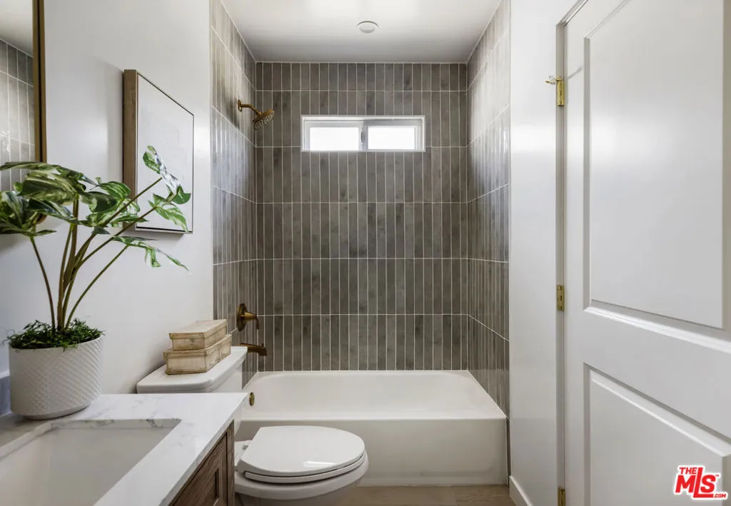 4918 10th Avenue, Los Angeles, California 90043 home-pic-25