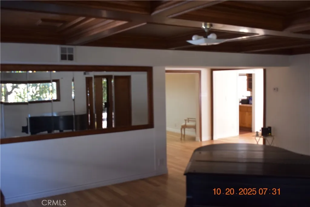 1009 S Rimpau, Los Angeles, California 90019 home-pic-20