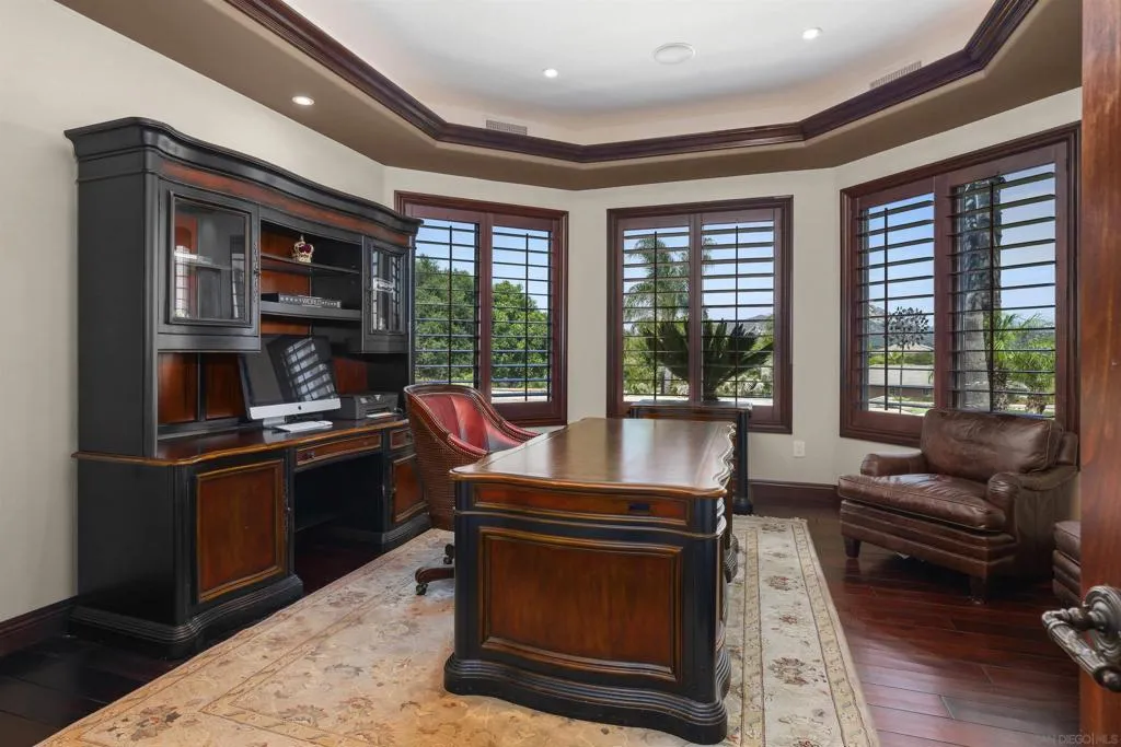 2882 Conestoga Circle, Alpine, California 91901 home-pic-30