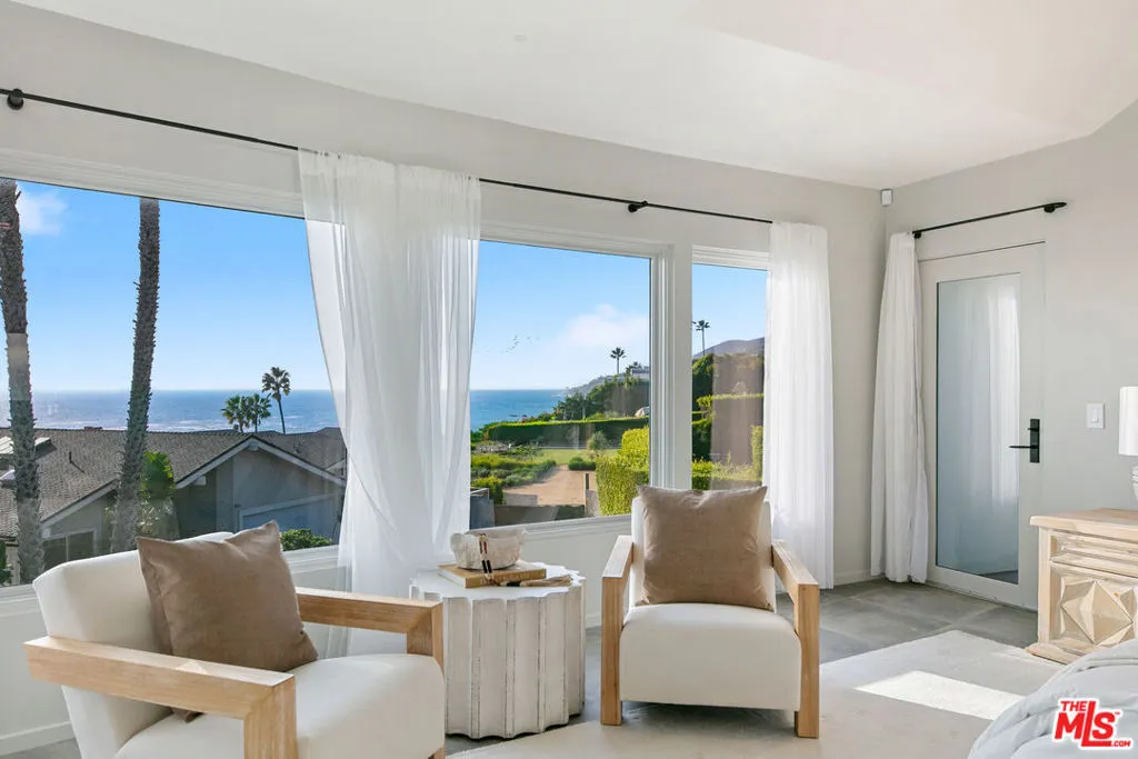 31558 Victoria Point Road, Malibu, California 90265 home-pic-28