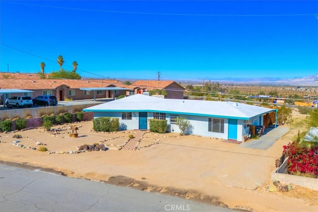 73484 Desert Trail, 29 Palms, California 92277 home-pic-1