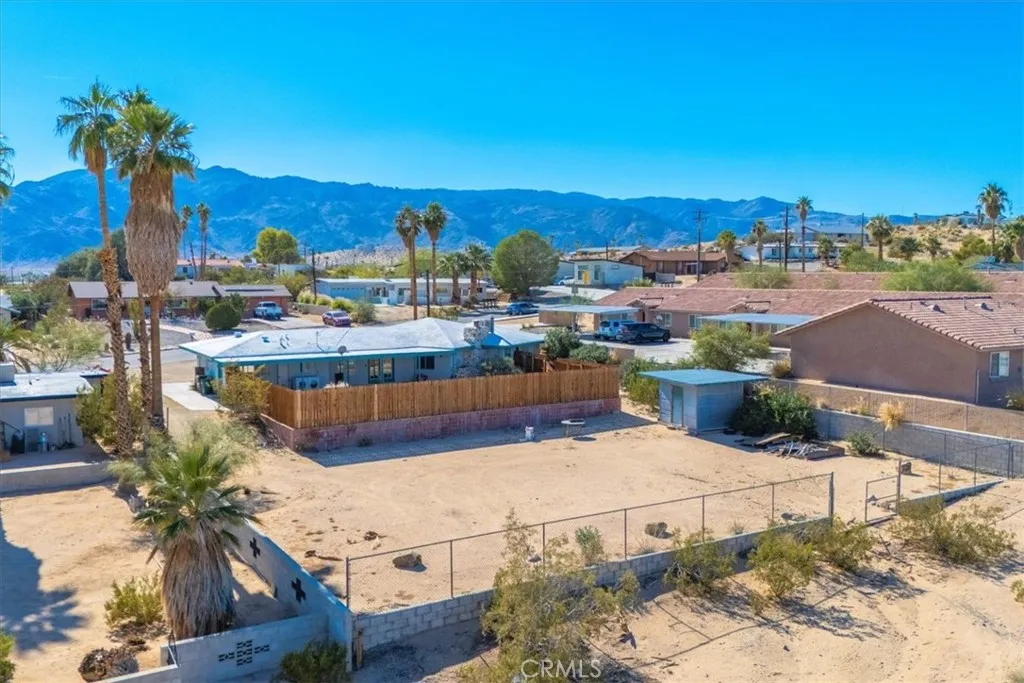 73484 Desert Trail, 29 Palms, California 92277 home-pic-38