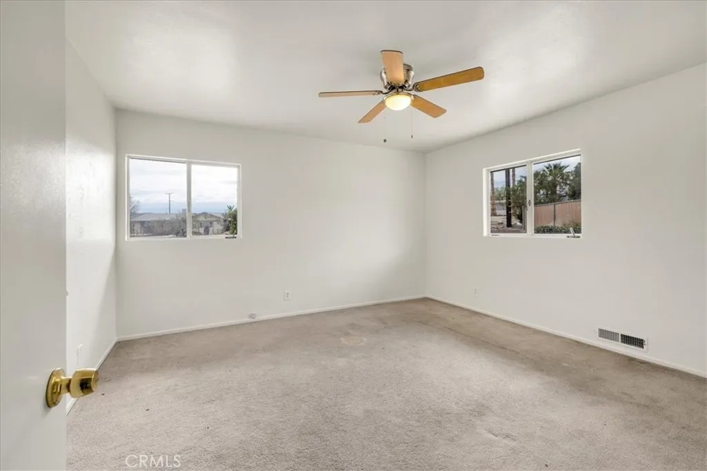 73484 Desert Trail, 29 Palms, California 92277 home-pic-17