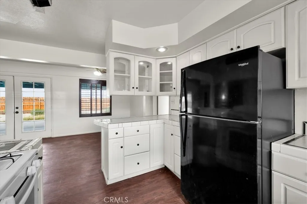 73484 Desert Trail, 29 Palms, California 92277 home-pic-8